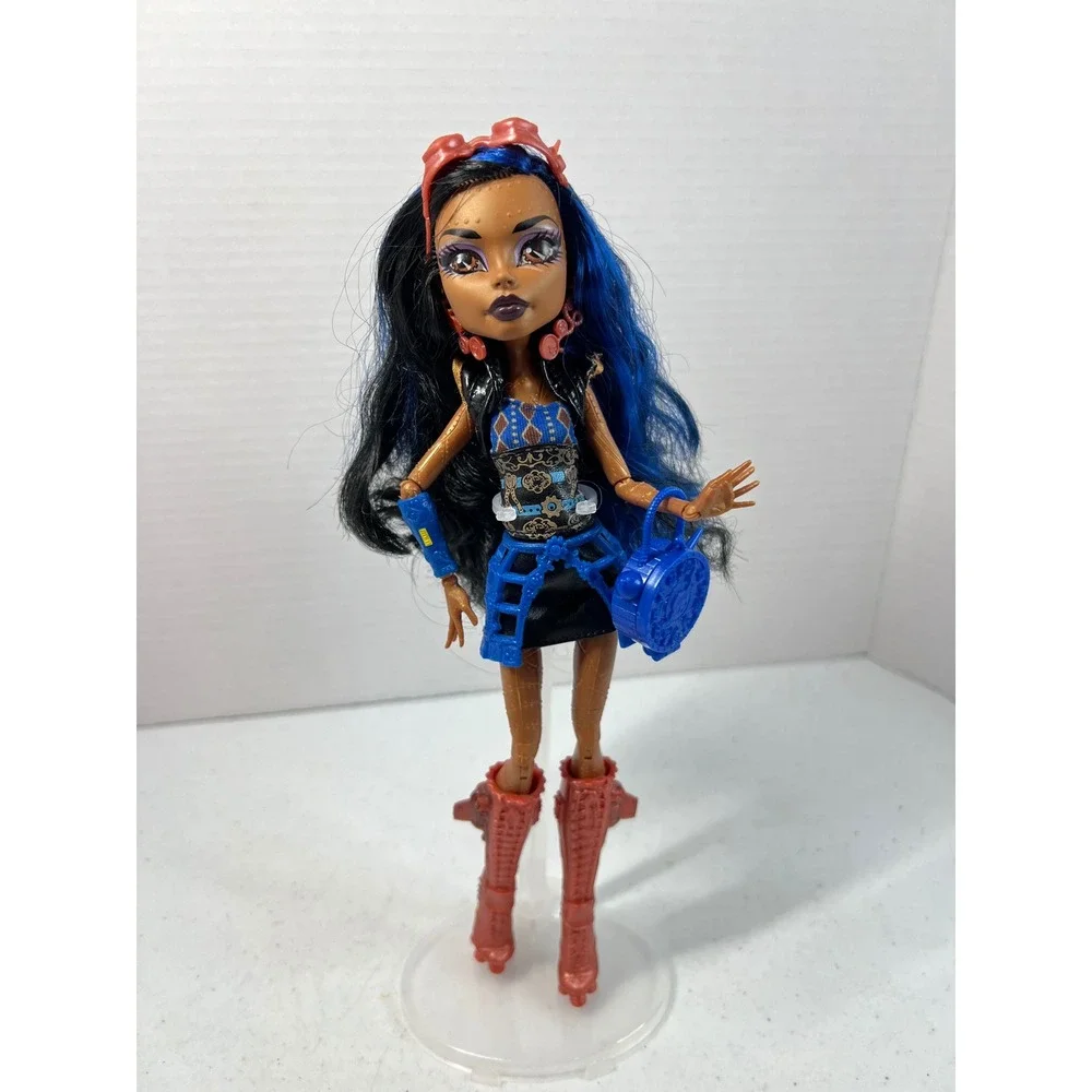 Monster High Robecca Steam First Wave Doll Blue Black Hair Steampunk Goggles 11